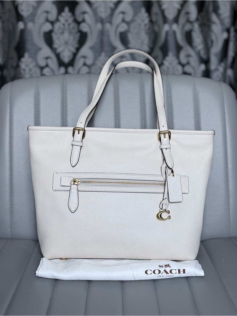 Coach NWOT Taylor Tote Bag Cream Leather - Picture 8 of 12